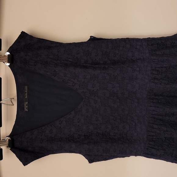 Zara Basic V-neck Dress. - Picture 3 of 8